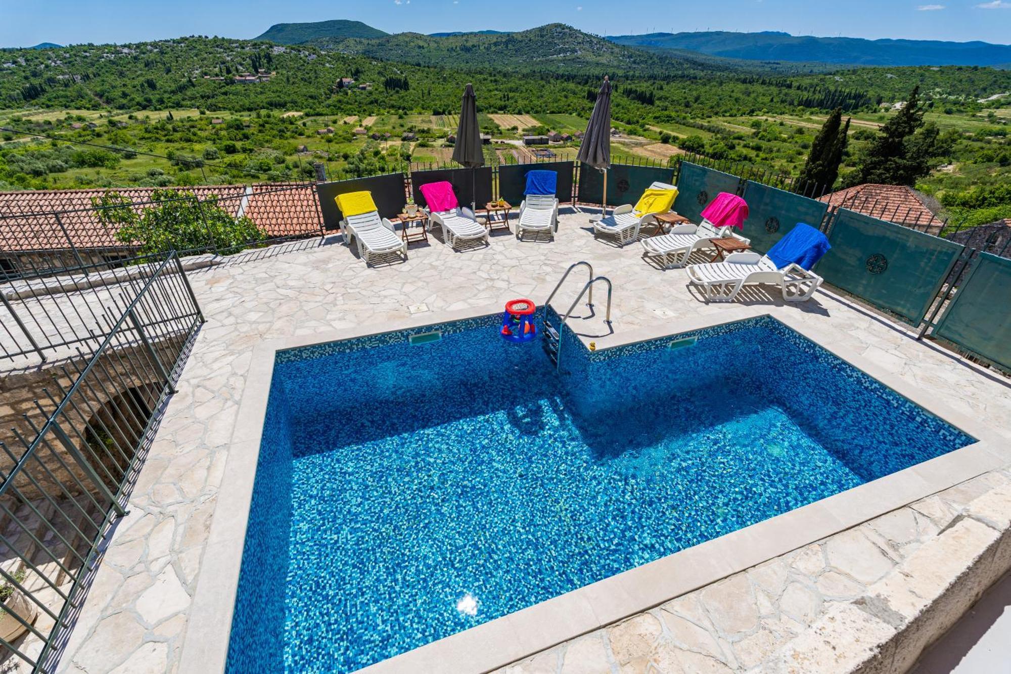 Private Pool Villa - Meditteranean Peace Слано Экстерьер фото